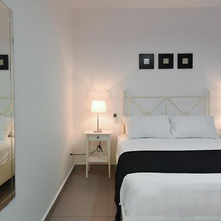 Ph 19 Guesthouse Hotel In Gazcue Saint-Domingue Chambre photo