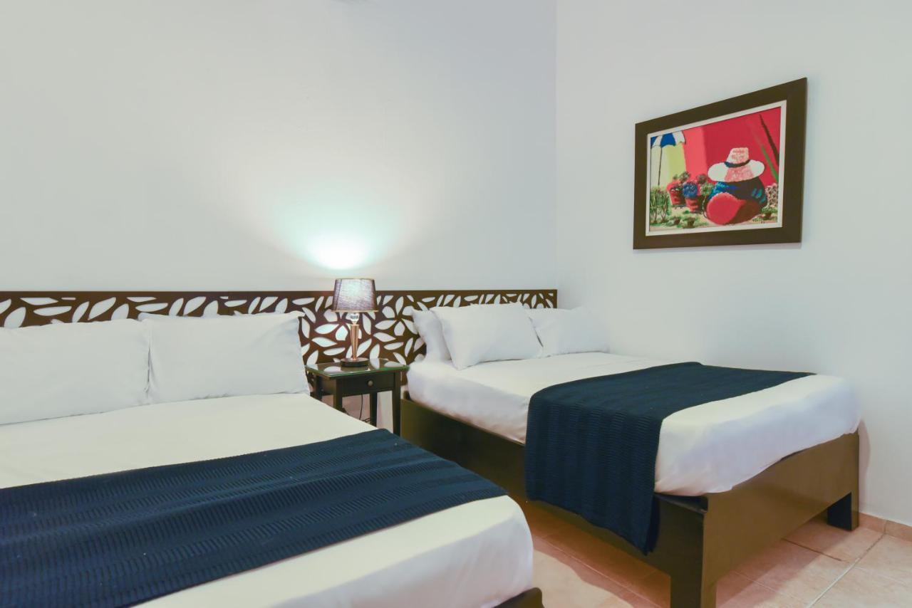 Ph 19 Guesthouse Hotel In Gazcue Saint-Domingue Extérieur photo