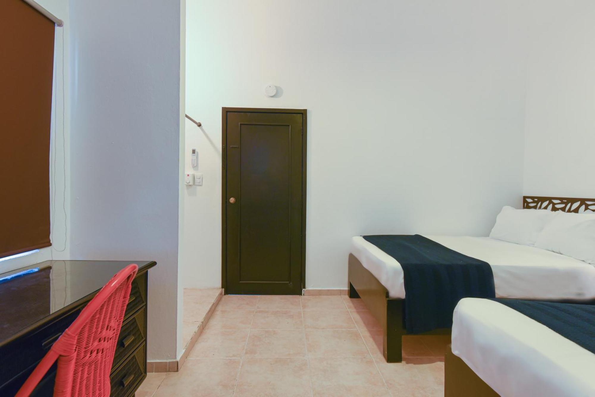 Ph 19 Guesthouse Hotel In Gazcue Saint-Domingue Extérieur photo