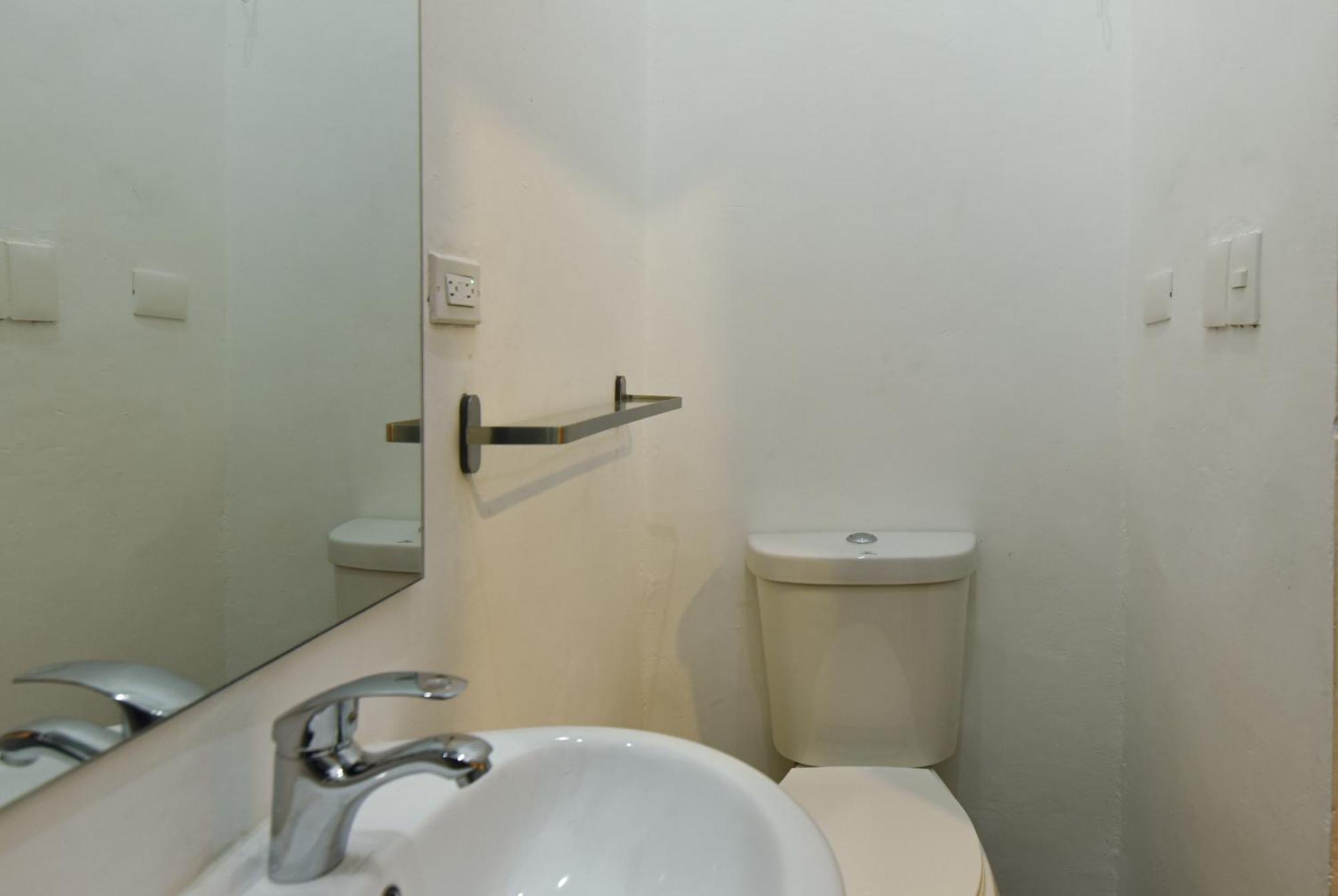 Ph 19 Guesthouse Hotel In Gazcue Saint-Domingue Chambre photo
