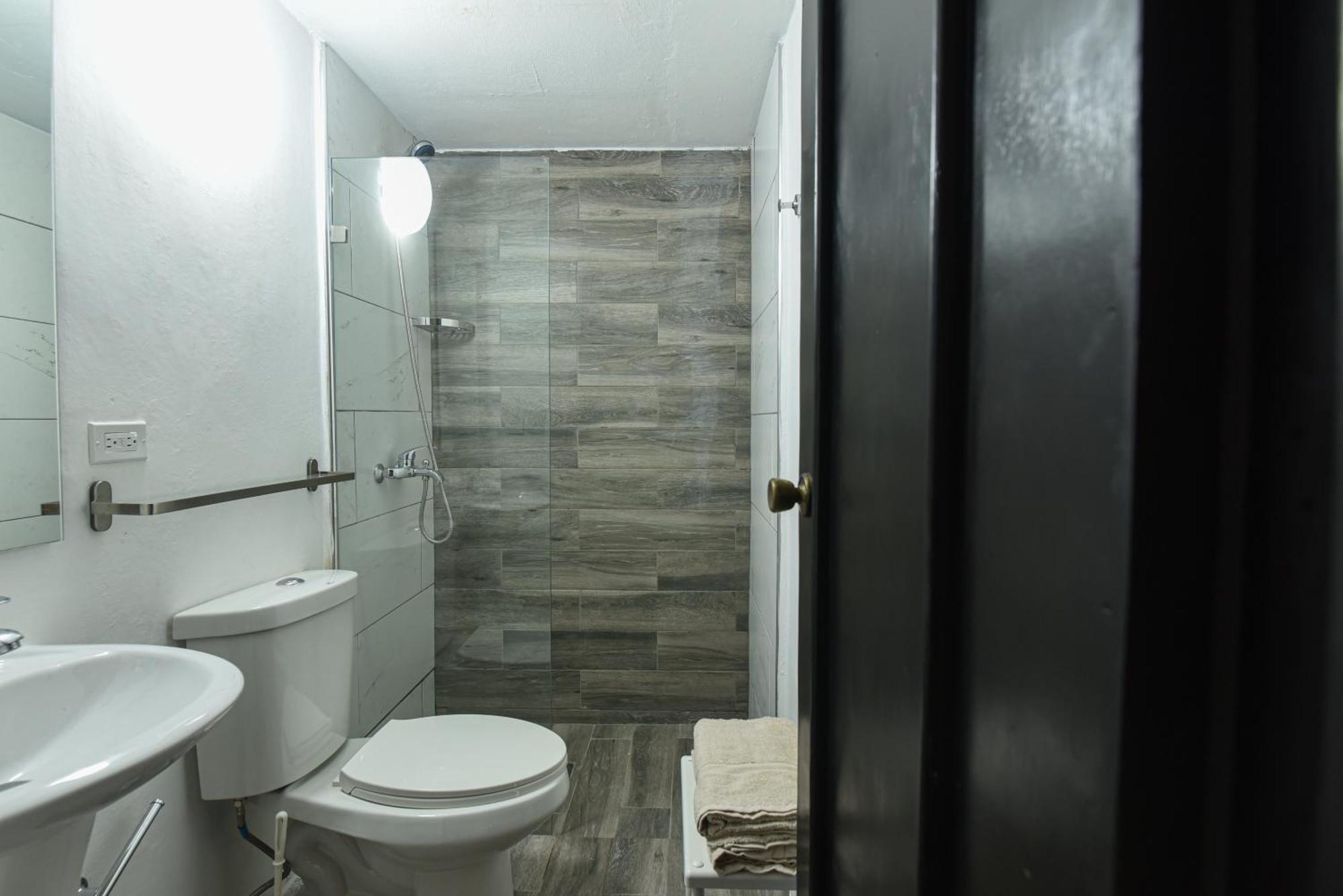 Ph 19 Guesthouse Hotel In Gazcue Saint-Domingue Chambre photo